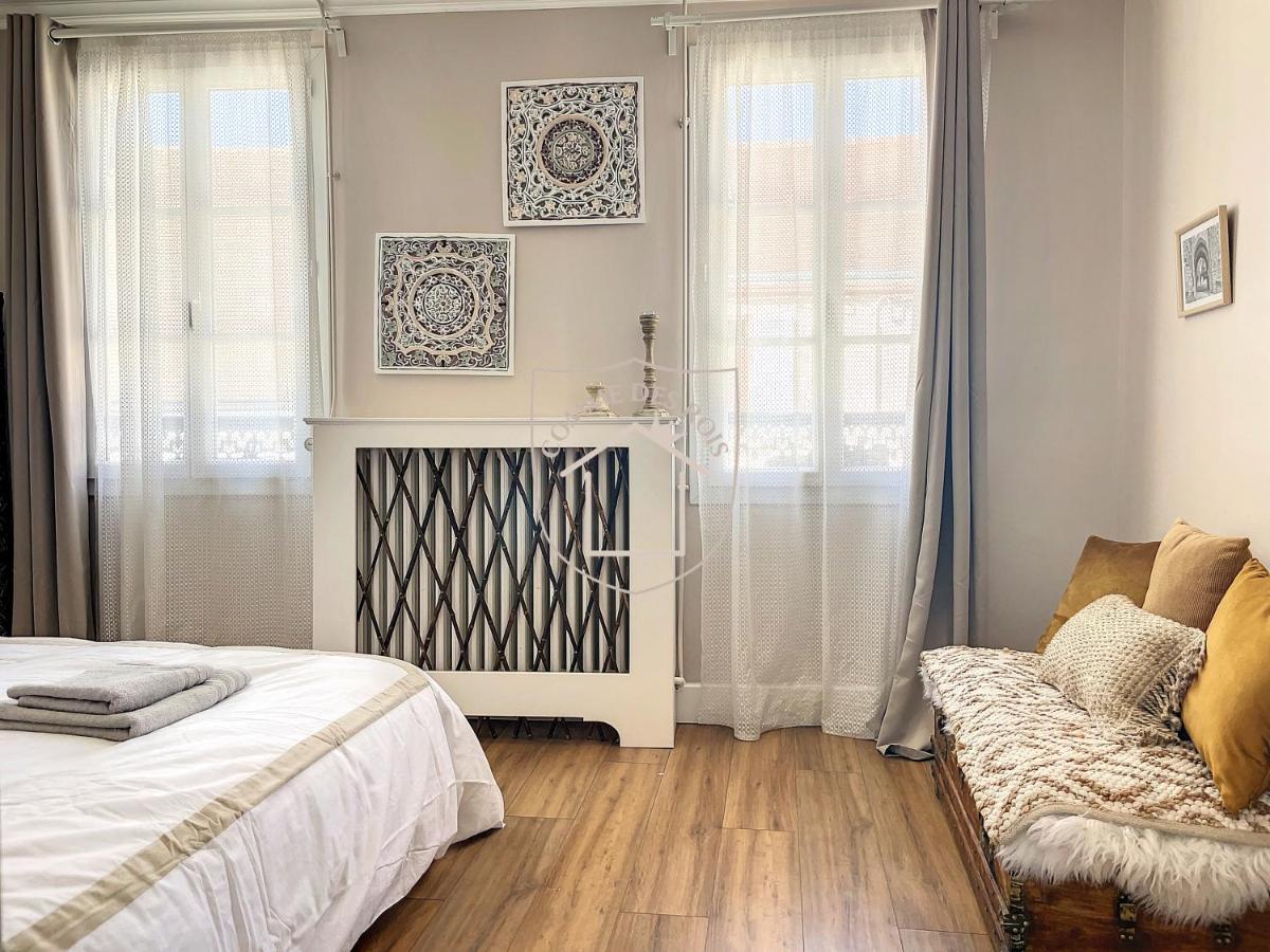 Apartament Le Donjon Des Rois Dourdan Zewnętrze zdjęcie